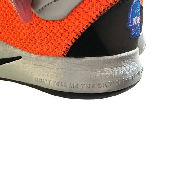Nike PG 3 x NASA Armstrong Building 703 2018‎ Men\'s 9.5 Orange C12666-800